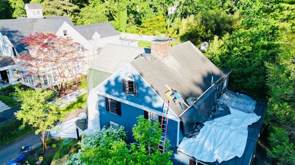 img-gallery-complete-roof-replacement-for-residential-home-01