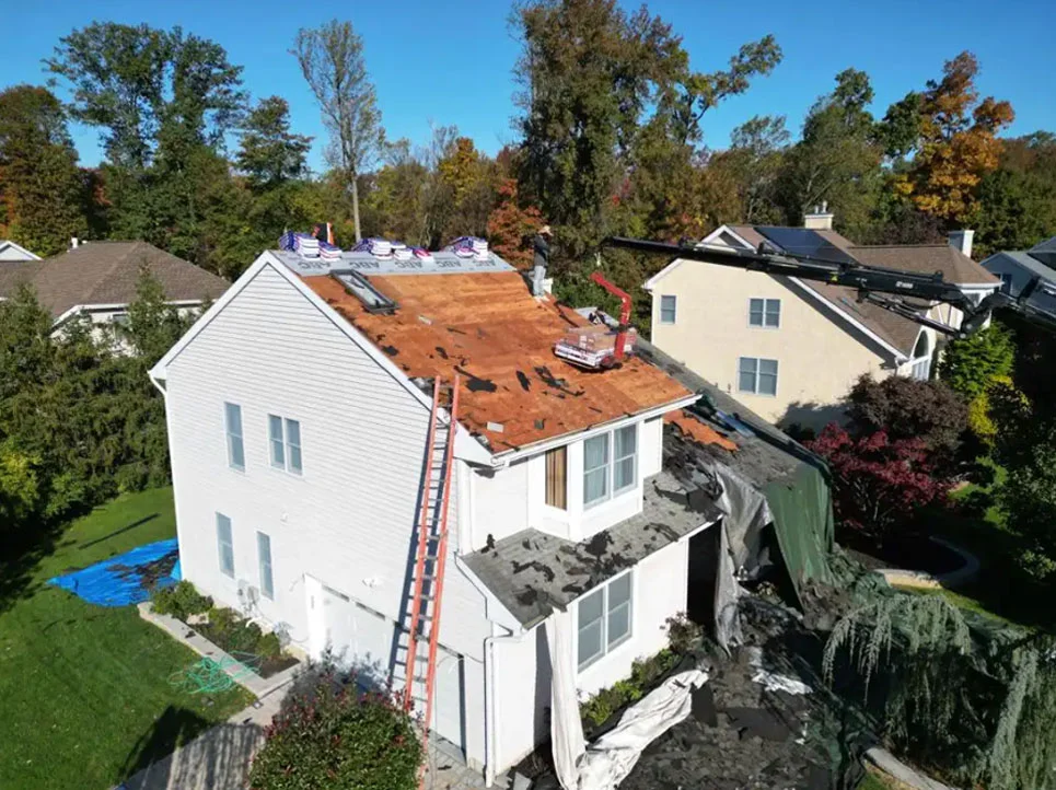 img-projetc-asphalt-shingle-roof-replacement-project-01 residential roof replacement project