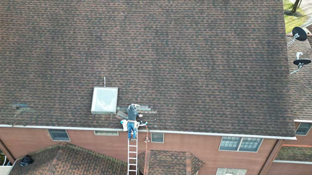 20 Signs You Need a New Roof